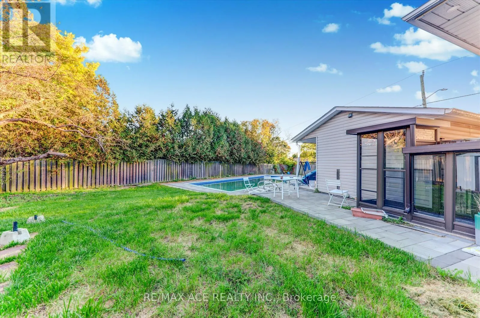 81 GRASSMERE AVENUE