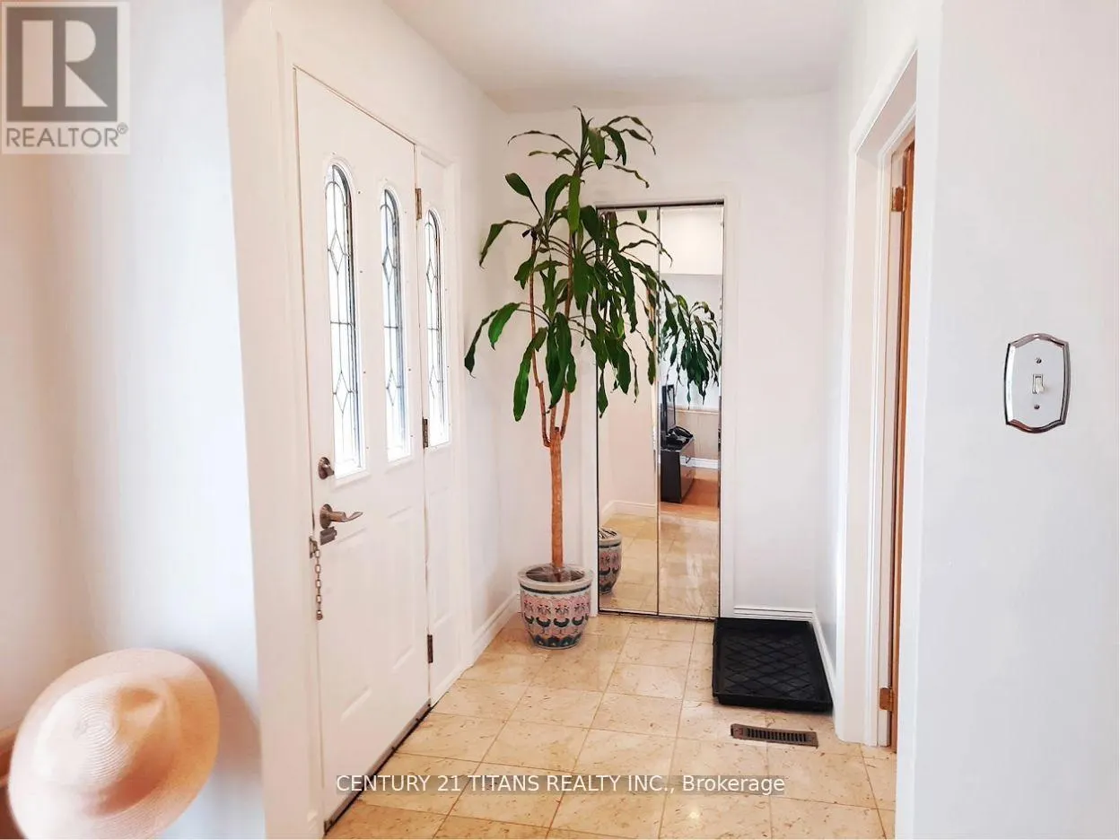 3 SAUGEEN CRESCENT