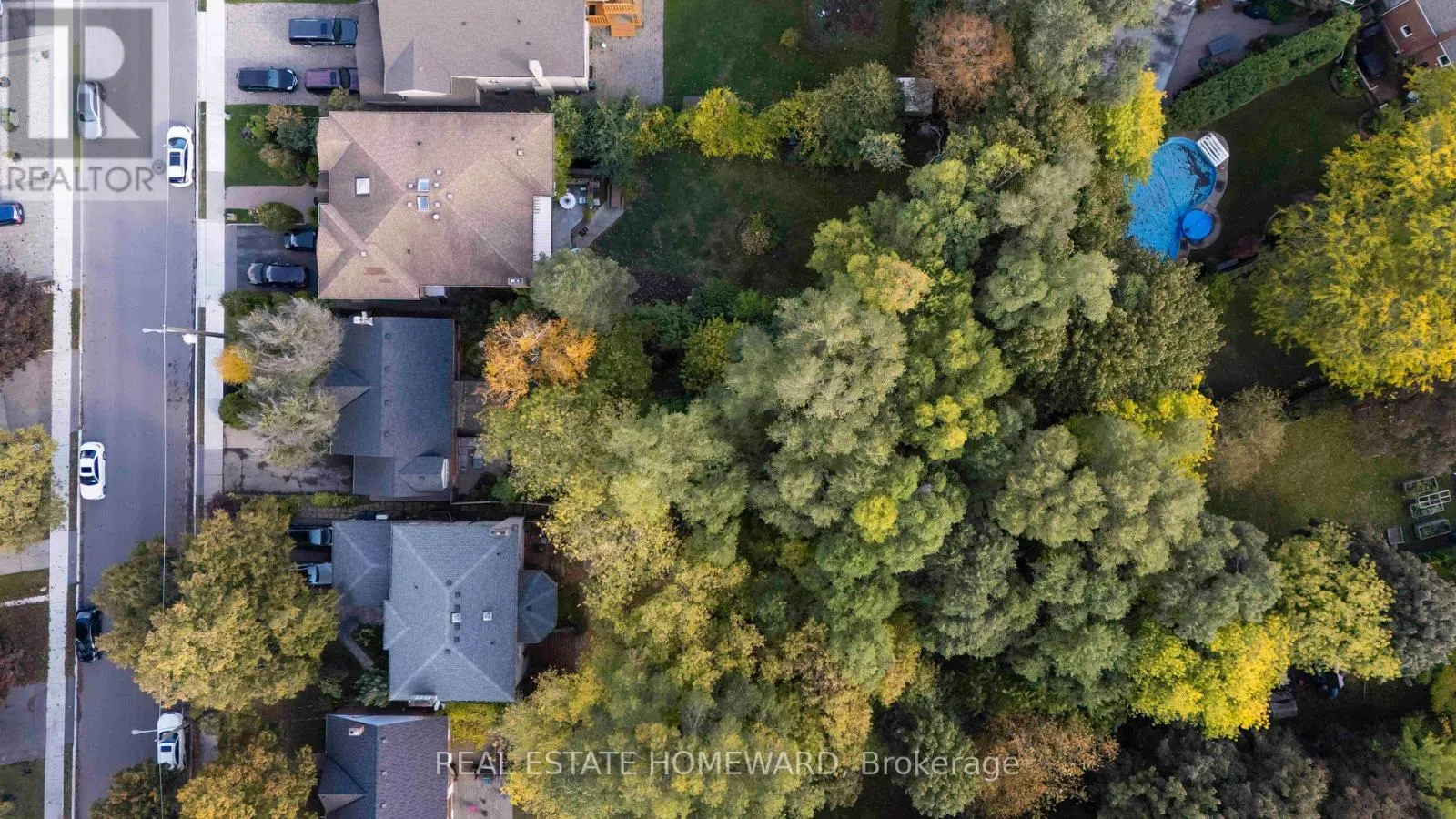 59 PARKVIEW HILL CRESCENT