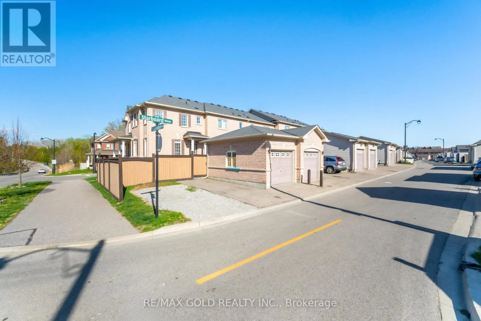2494 EARL GREY AVENUE