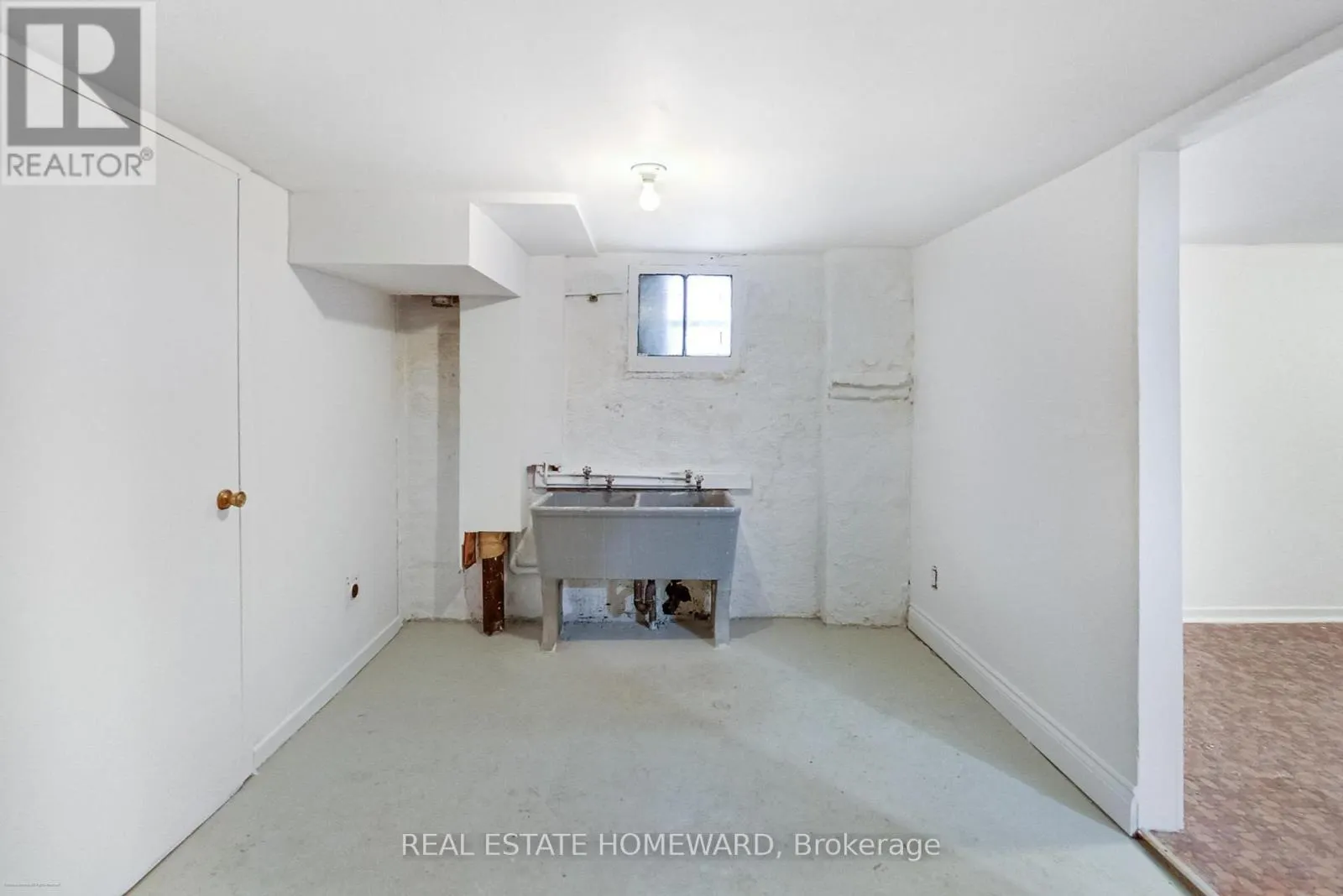 255 WESTLAKE AVENUE