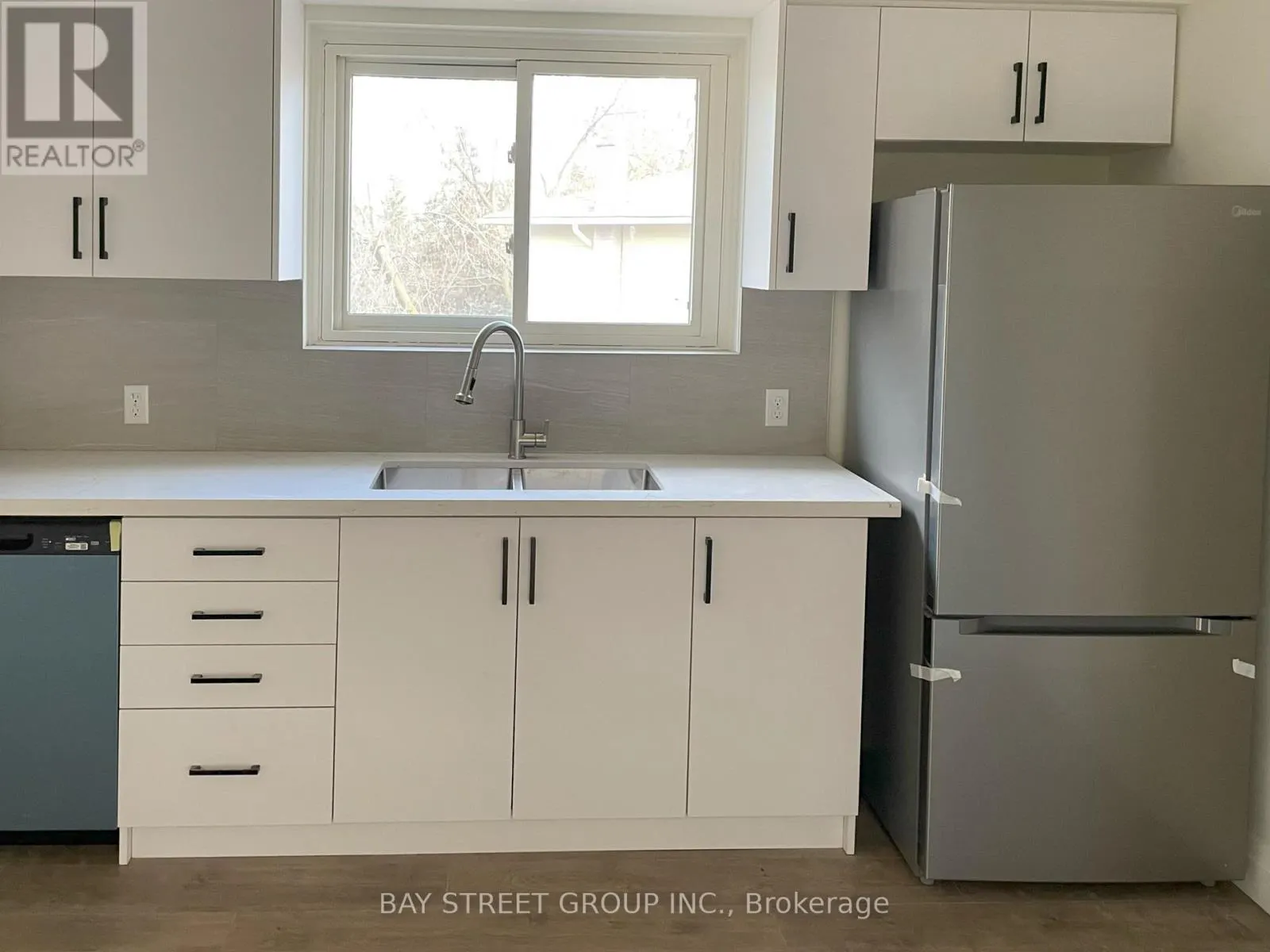 3 - 517 HARRIS COURT