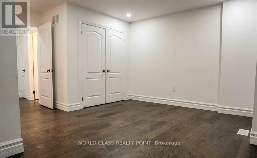 109 MERIVALE COURT