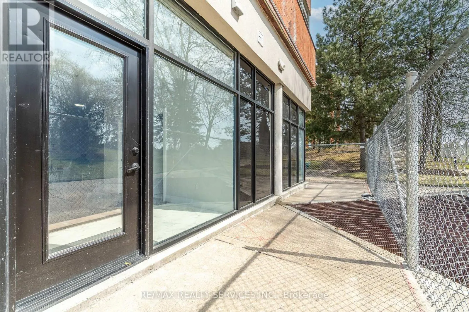 #2 - 30 DEAN PARK ROAD