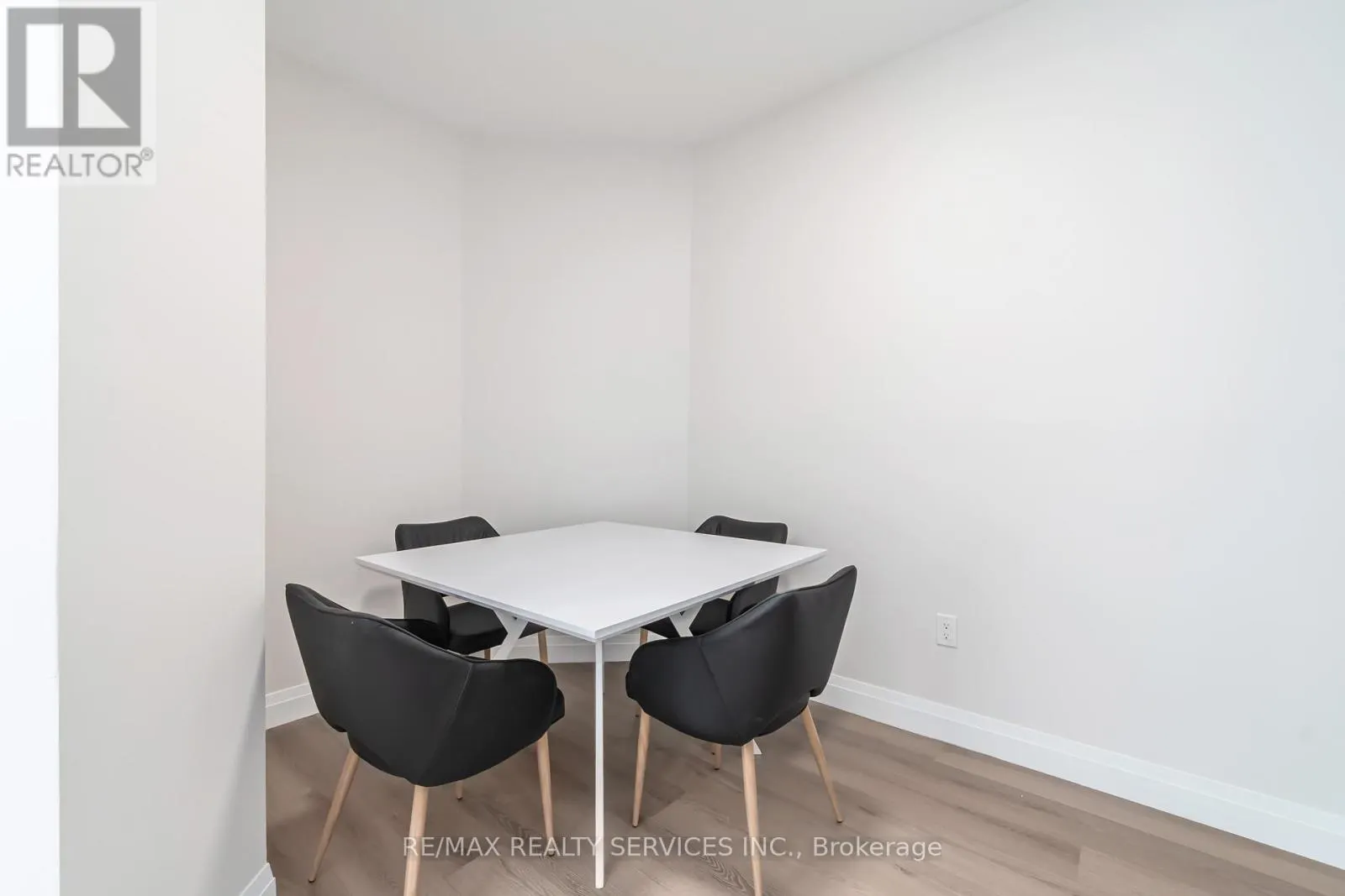 #2 - 30 DEAN PARK ROAD