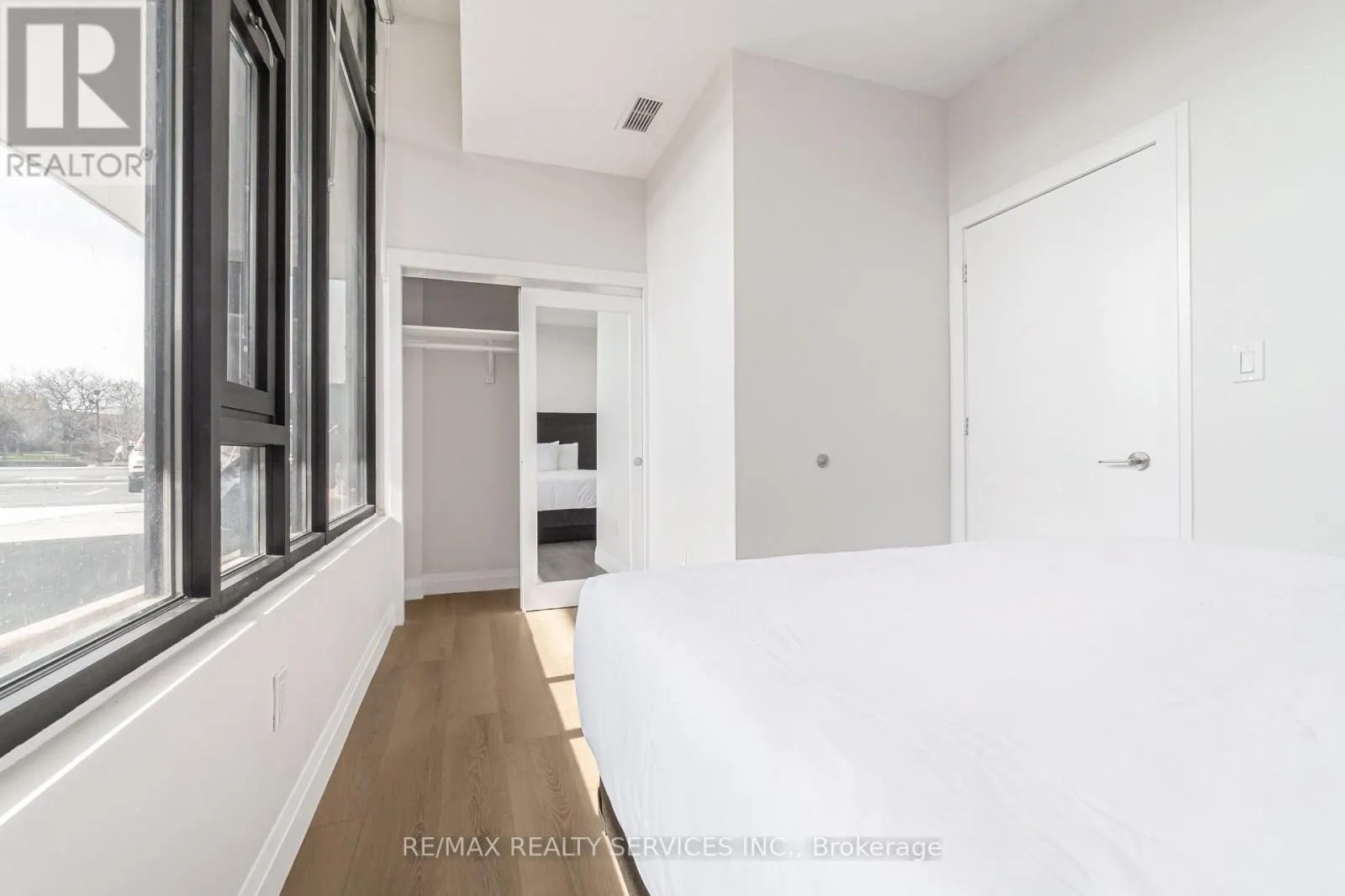 #3 - 30 DEAN PARK ROAD