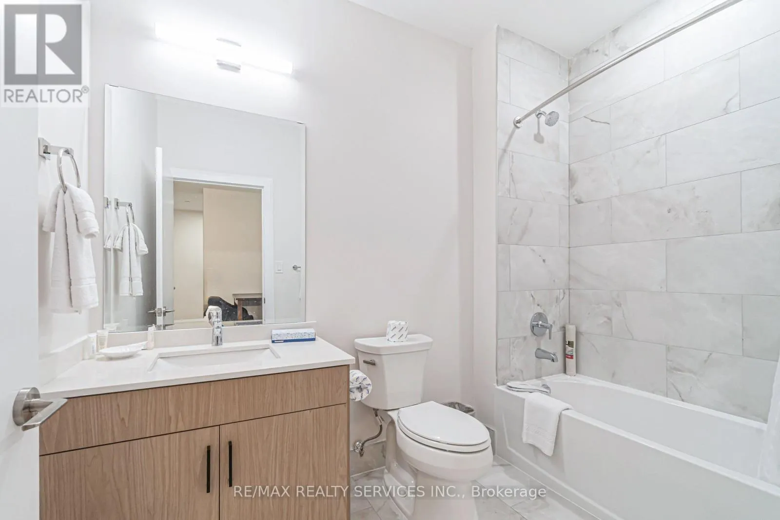#6 - 30 DEAN PARK ROAD