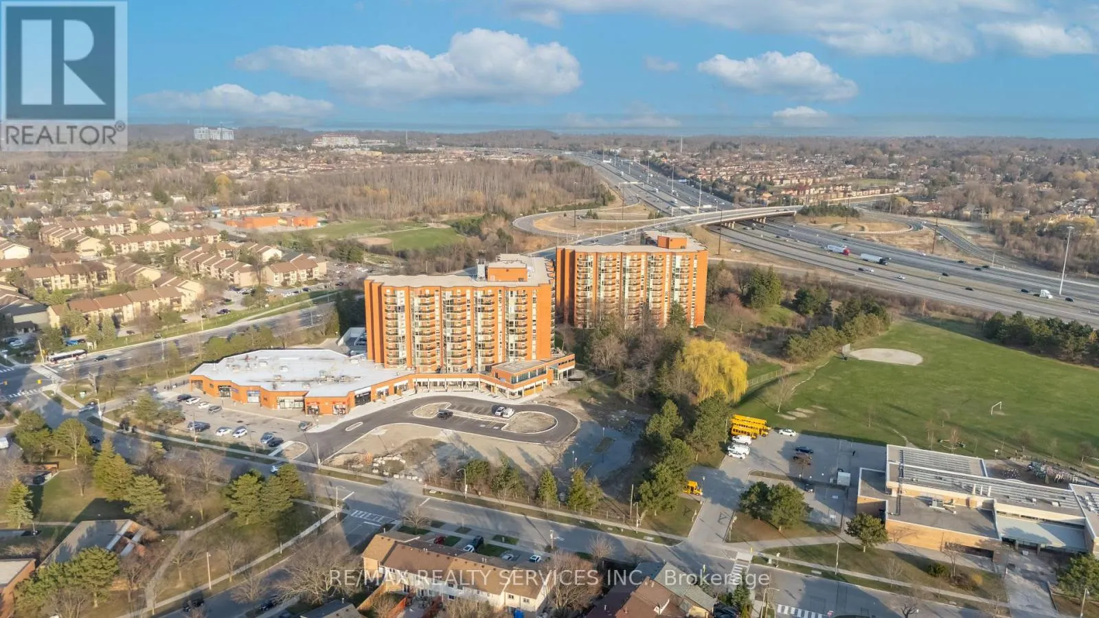 #7 - 30 DEAN PARK ROAD