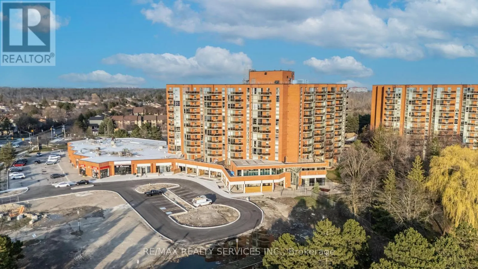 #7 - 30 DEAN PARK ROAD