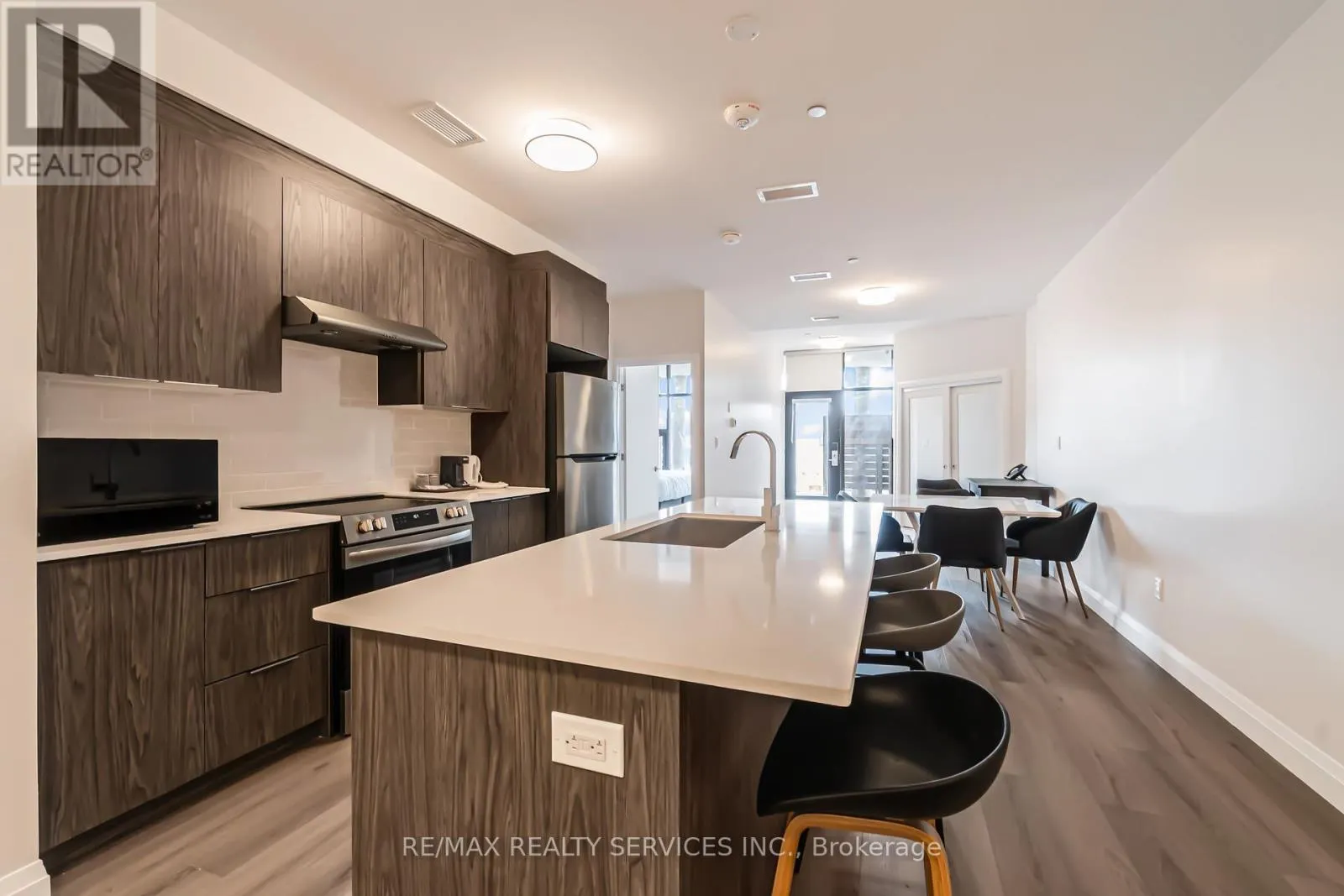 #8 - 30 DEAN PARK ROAD