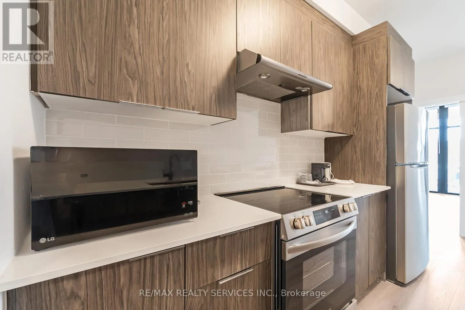 #8 - 30 DEAN PARK ROAD