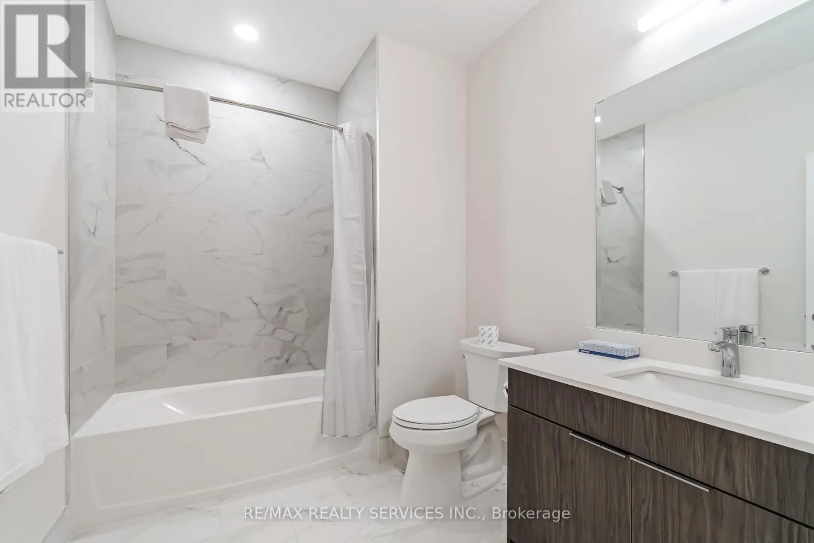 #8 - 30 DEAN PARK ROAD