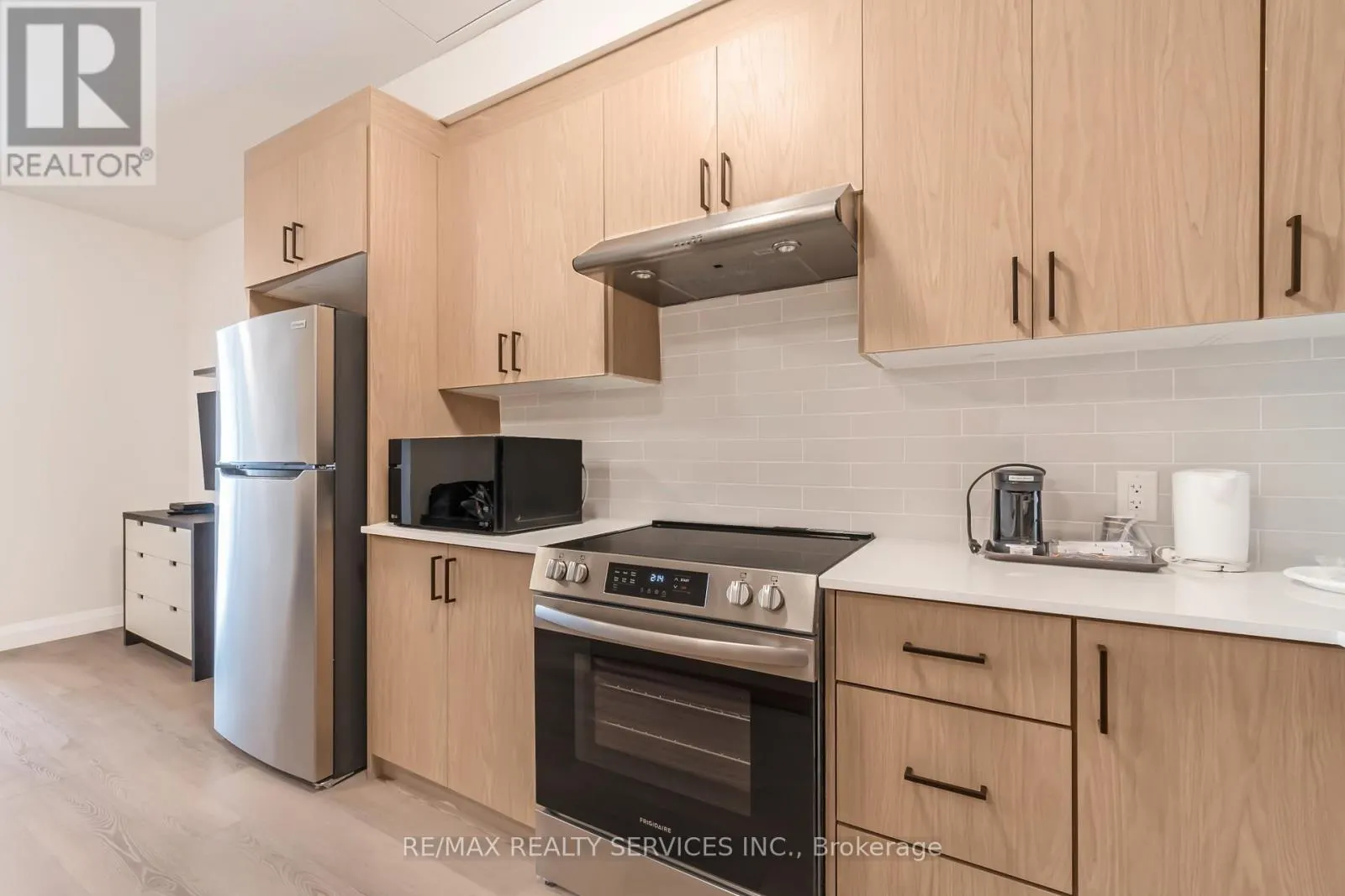 #9 - 30 DEAN PARK ROAD
