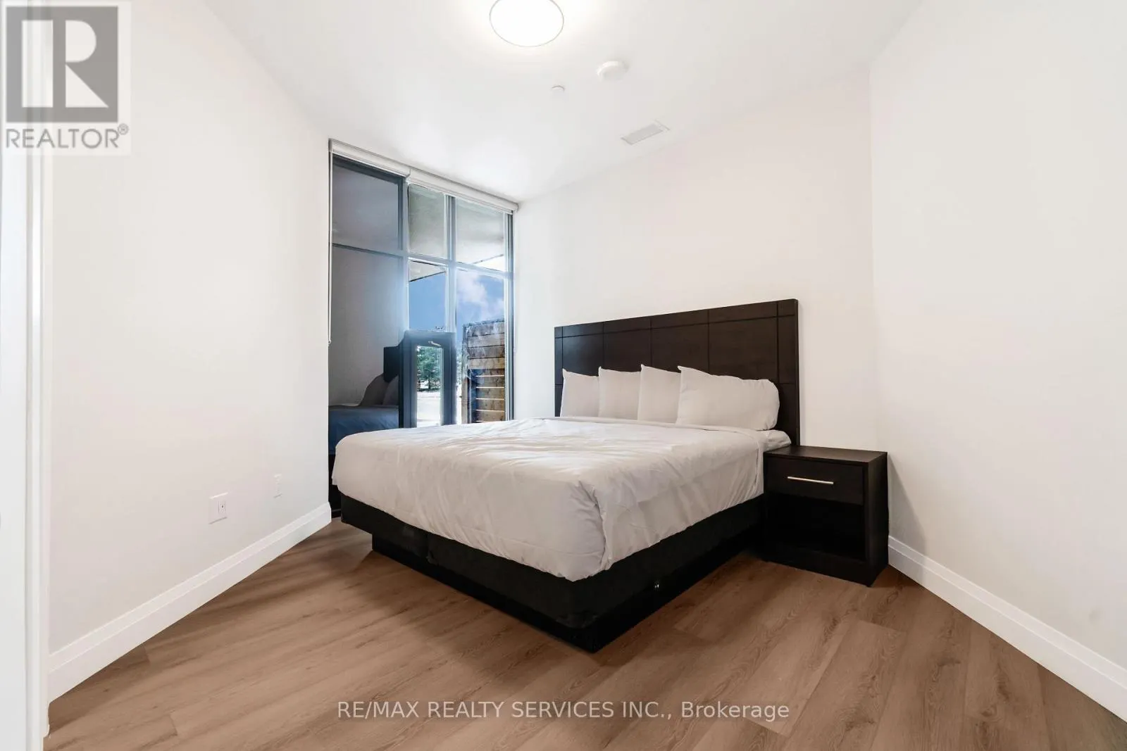 #9 - 30 DEAN PARK ROAD