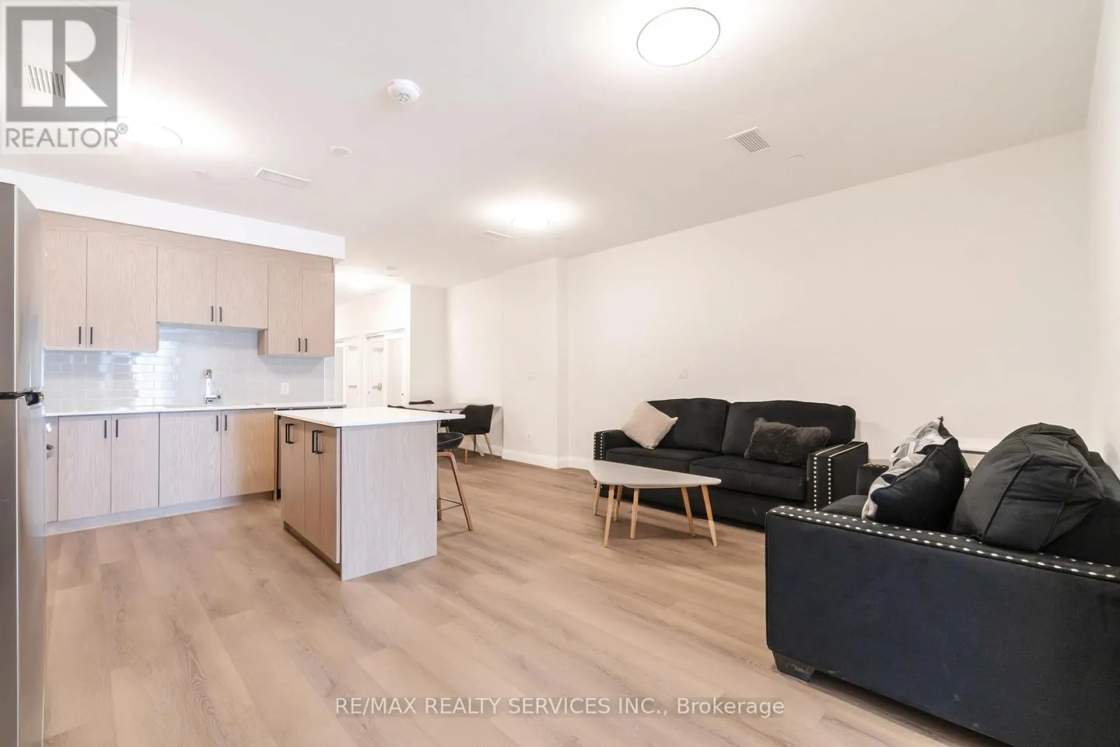 #9 - 30 DEAN PARK ROAD