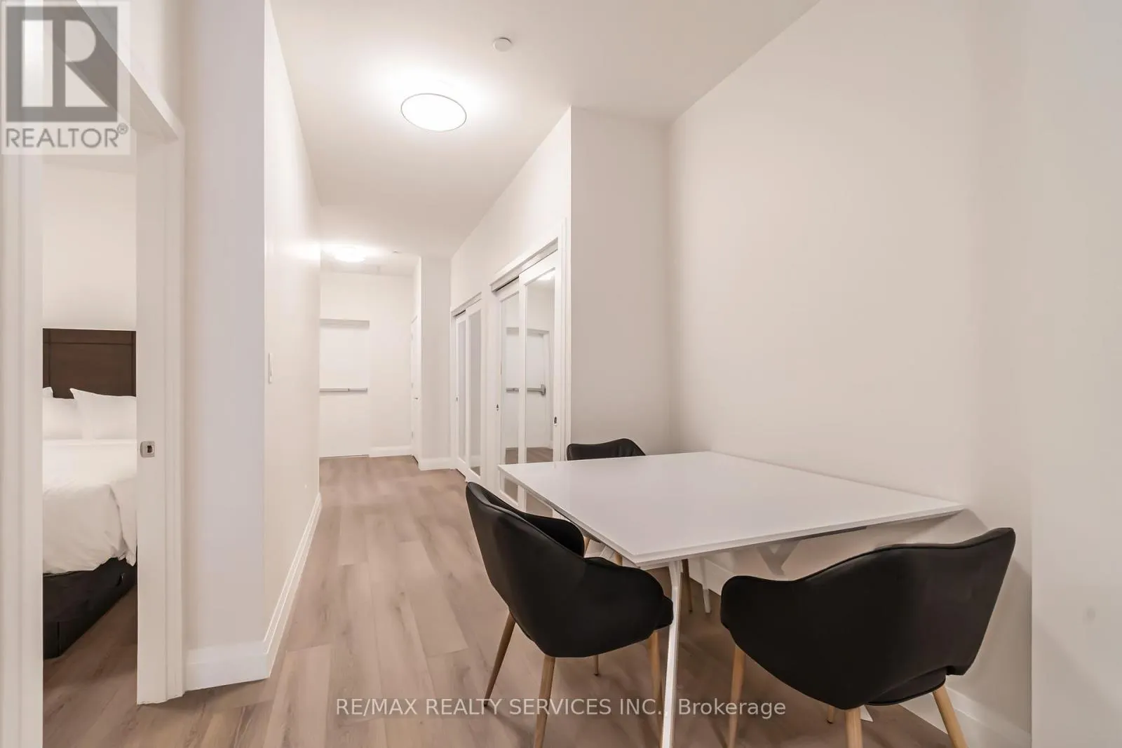 #9 - 30 DEAN PARK ROAD