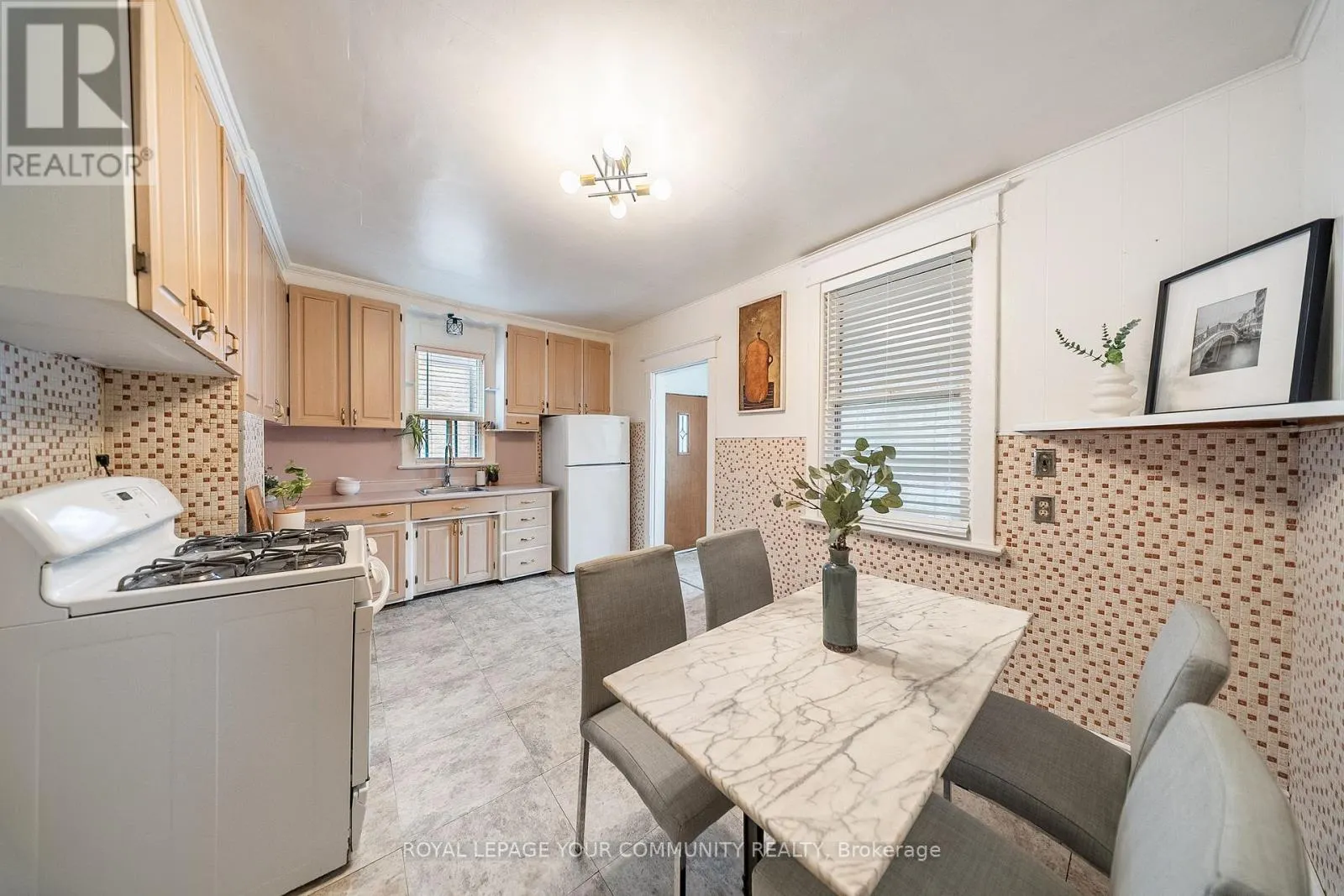 246 WESTLAKE AVENUE