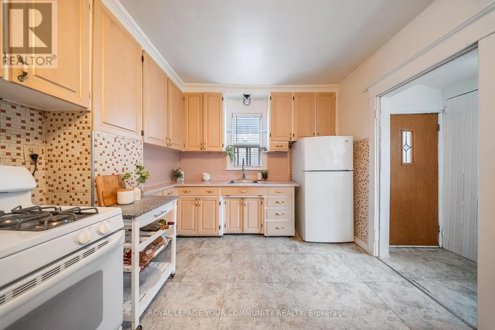 246 WESTLAKE AVENUE