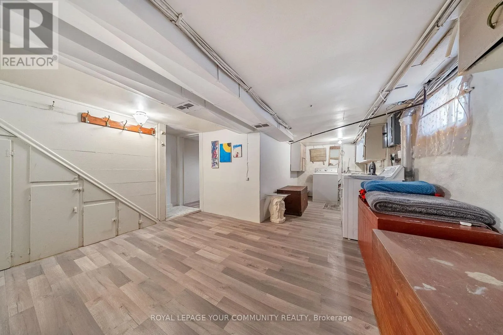 246 WESTLAKE AVENUE
