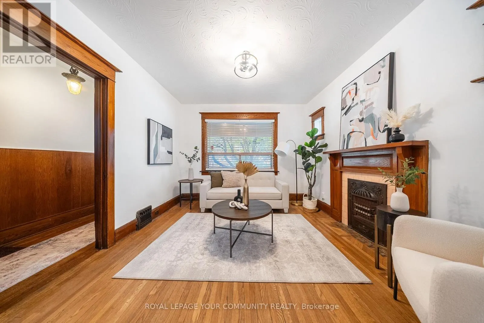 246 WESTLAKE AVENUE