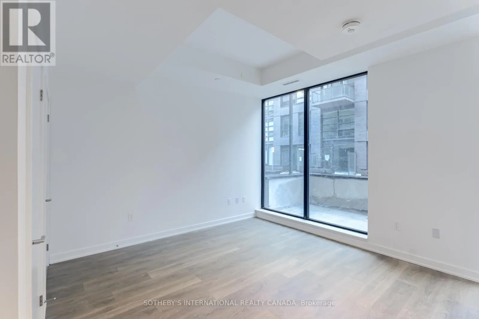 139 C - 1612 CHARLES STREET