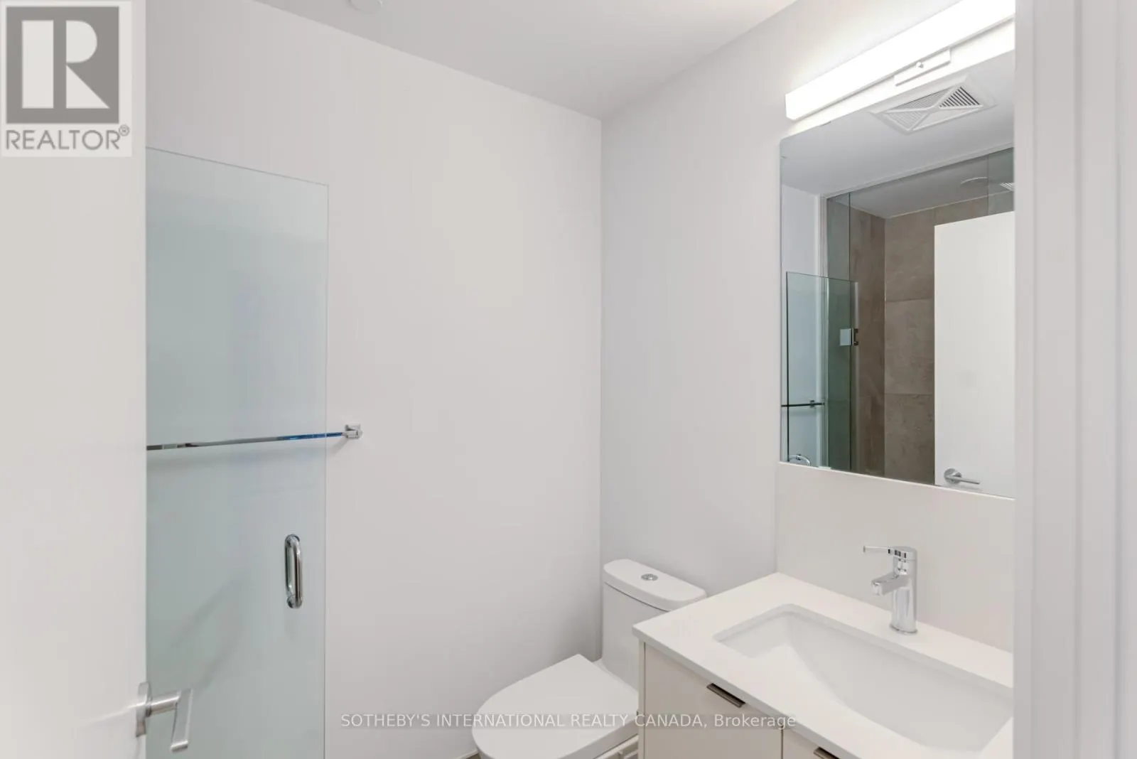 139 C - 1612 CHARLES STREET