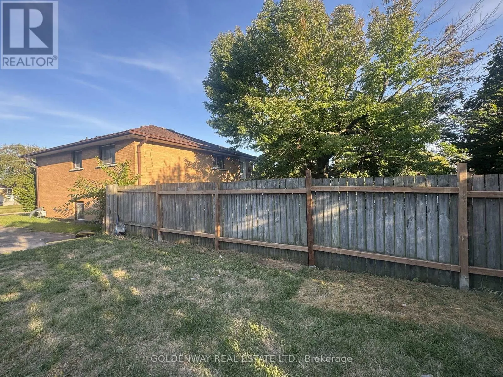 1286 CEDAR STREET
