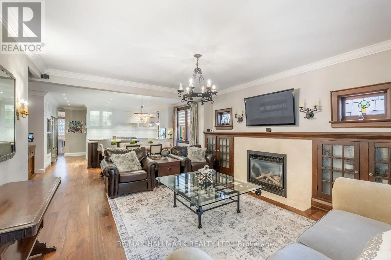 MAIN - 24 HAMMERSMITH AVENUE