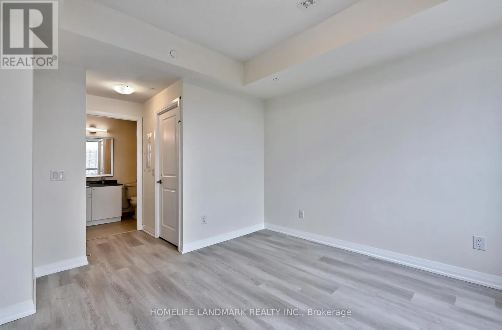 722 - 3270 SHEPPARD AVENUE E