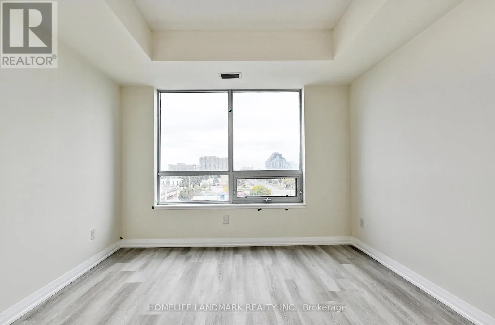 722 - 3270 SHEPPARD AVENUE E