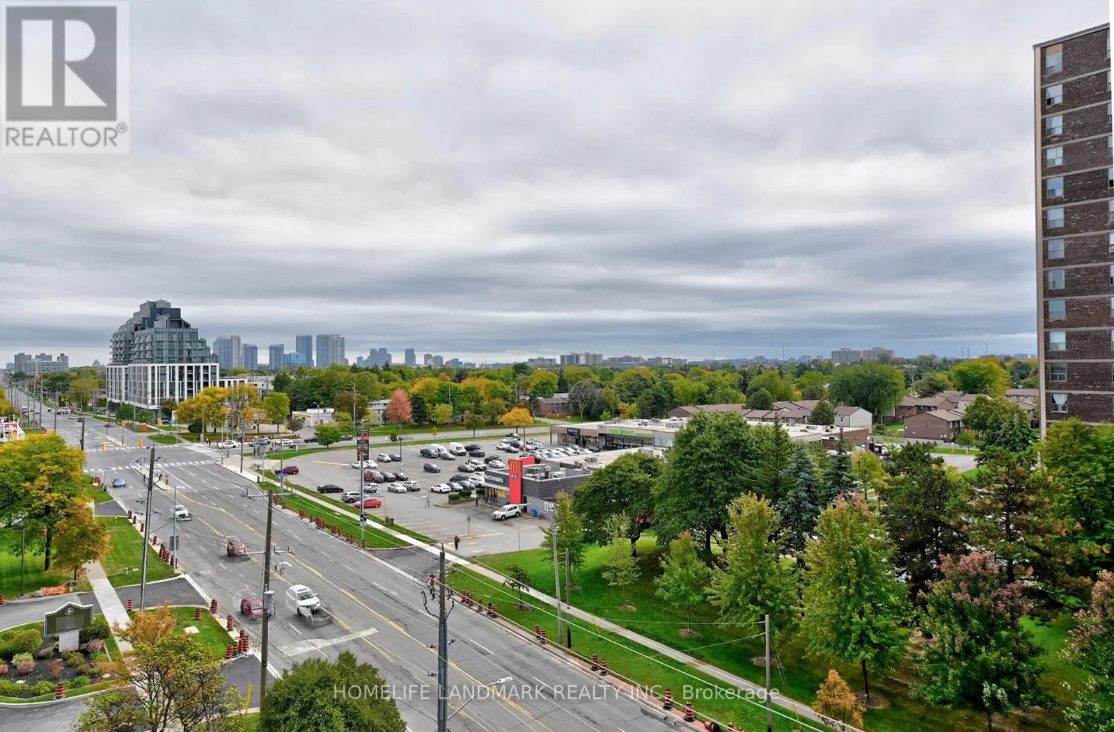722 - 3270 SHEPPARD AVENUE E