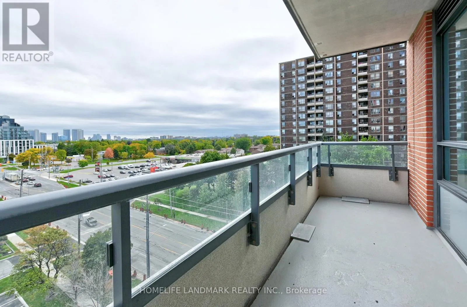 722 - 3270 SHEPPARD AVENUE E