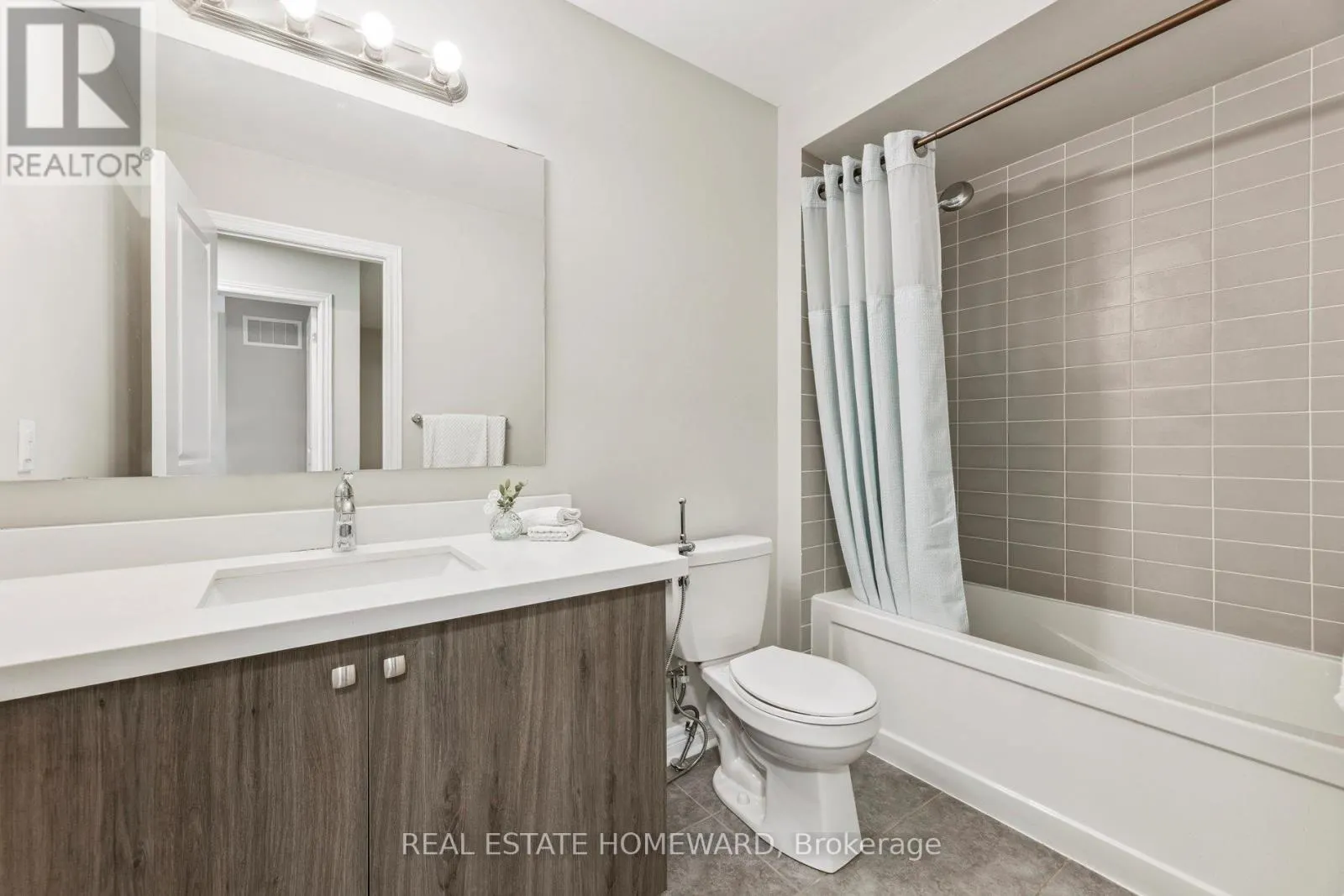 2612 CERISE MANOR