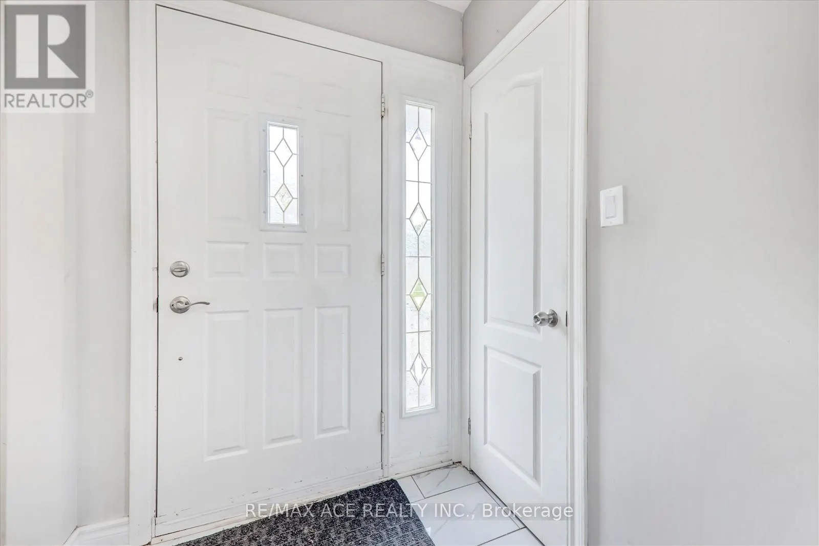 10 BLAKEMANOR BOULEVARD