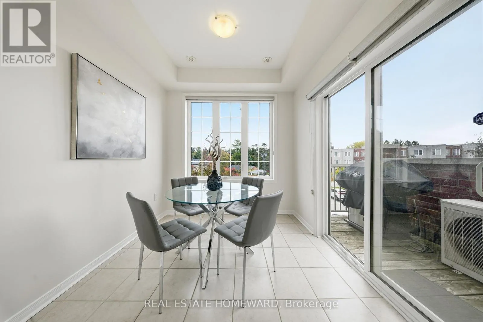 20 - 4707 KINGSTON ROAD