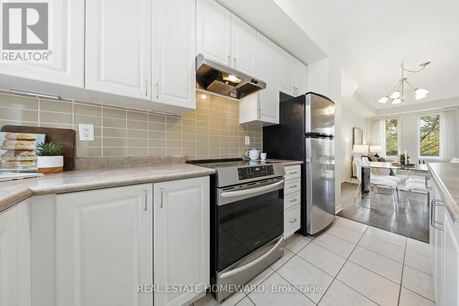 20 - 4707 KINGSTON ROAD