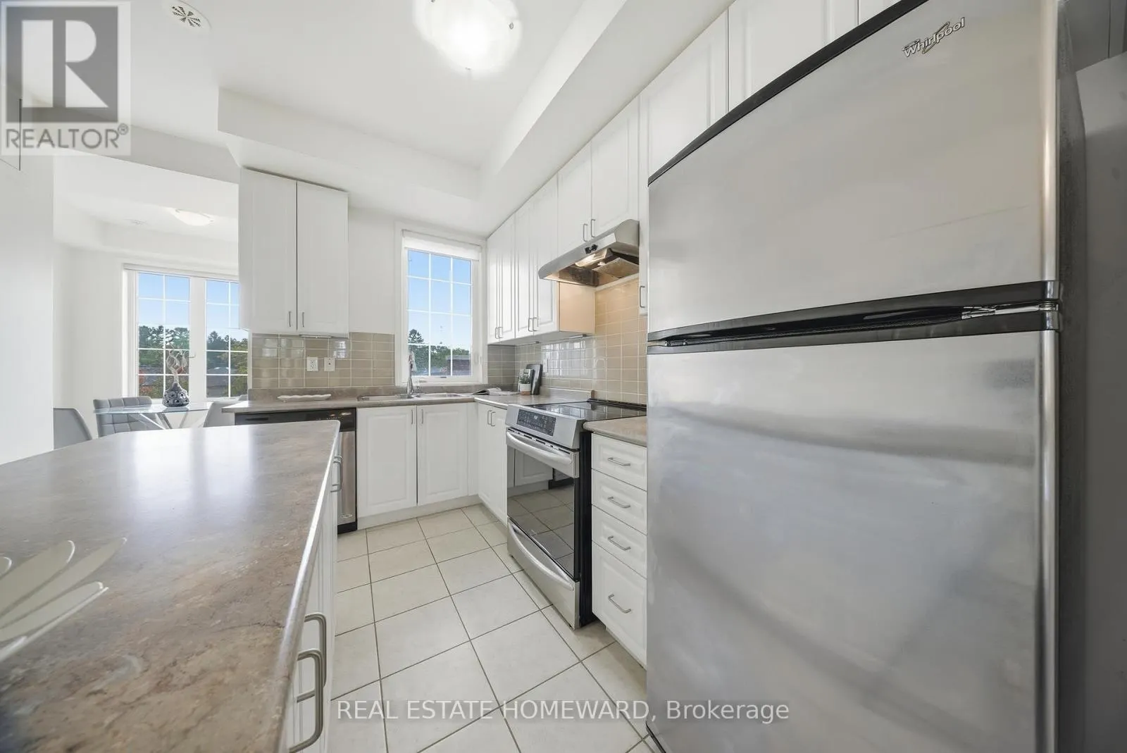 20 - 4707 KINGSTON ROAD