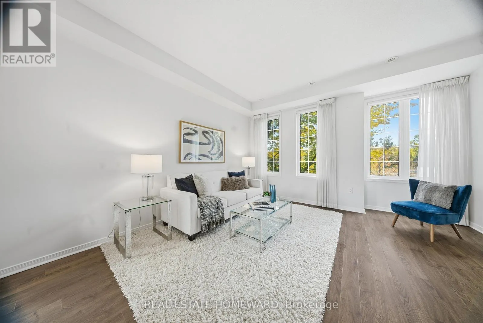 20 - 4707 KINGSTON ROAD