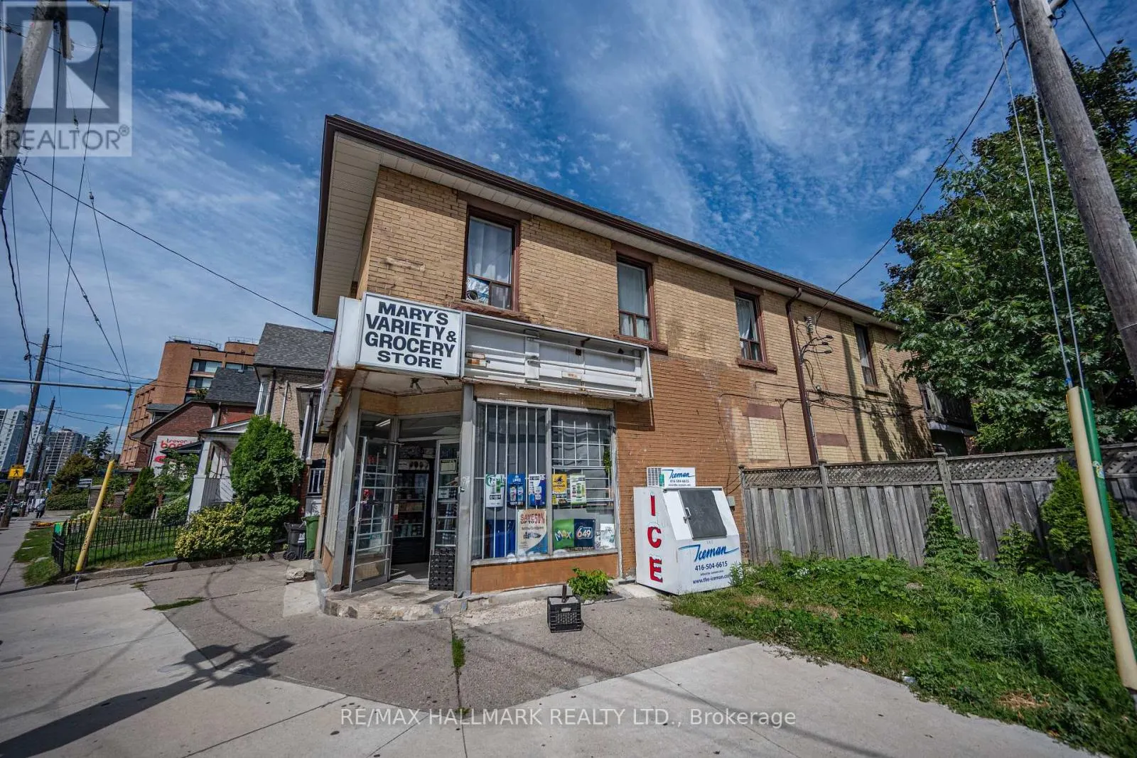 675 BROADVIEW AVENUE