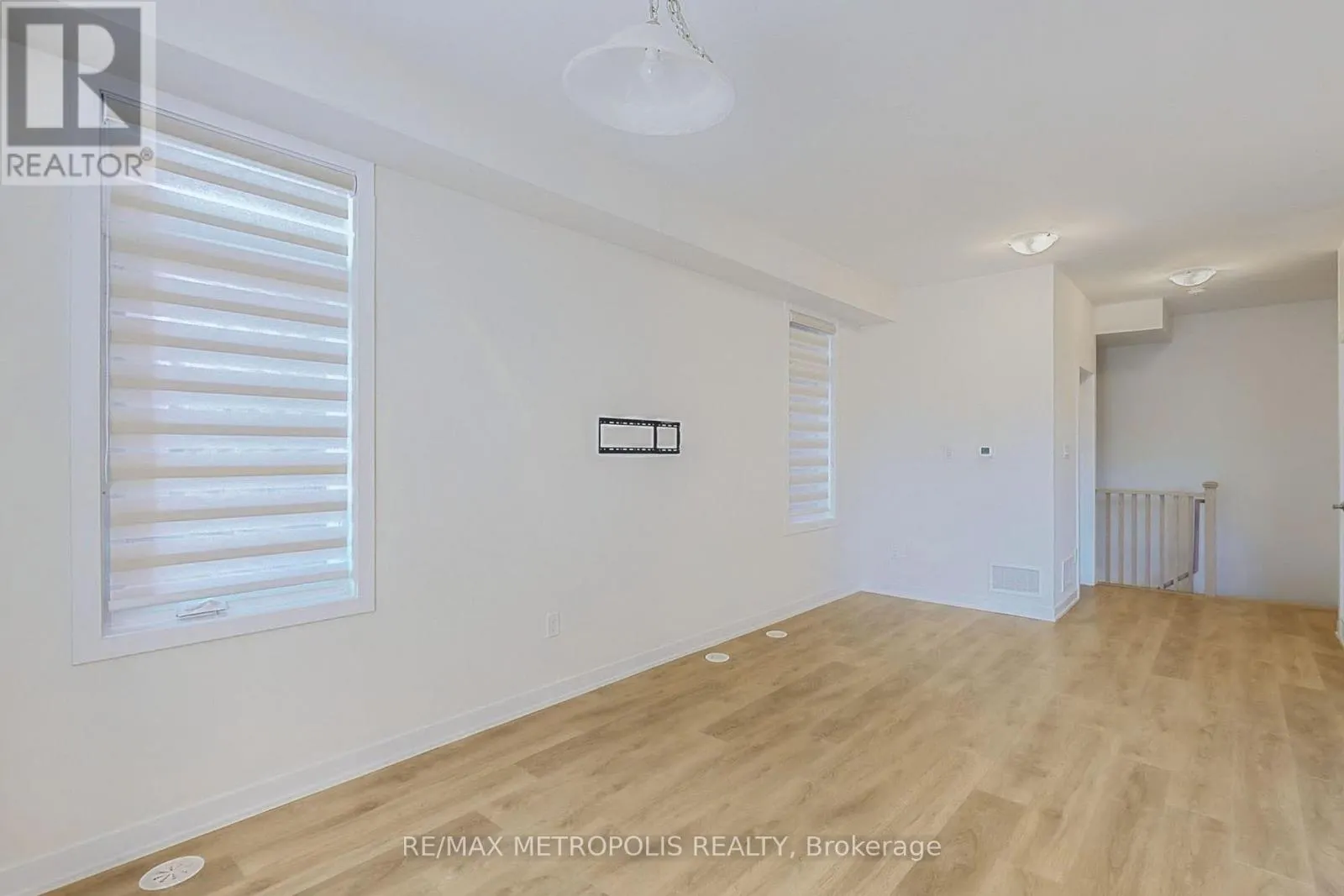 510 - 1865 PICKERING PARKWAY