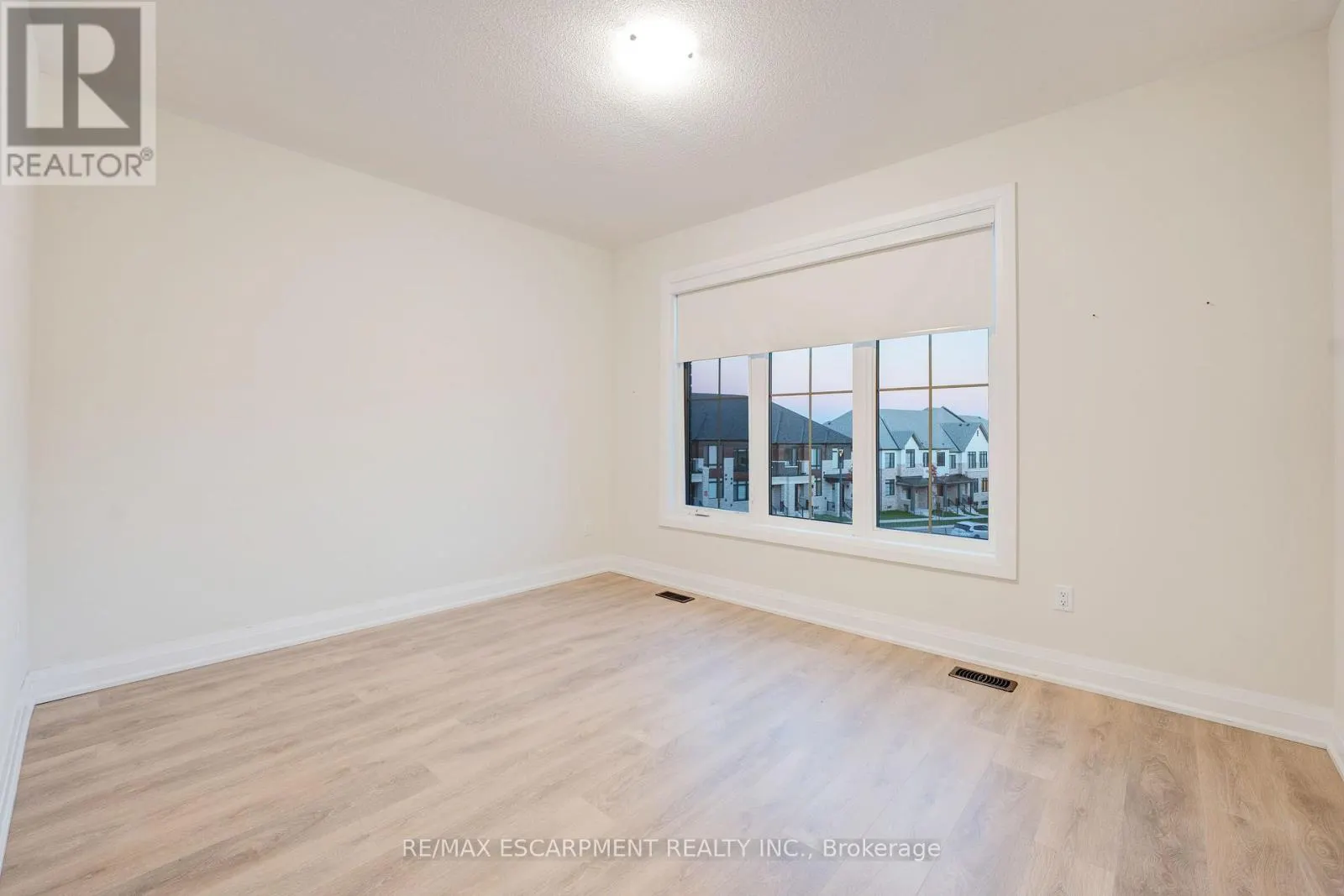 1156 SKYRIDGE BOULEVARD