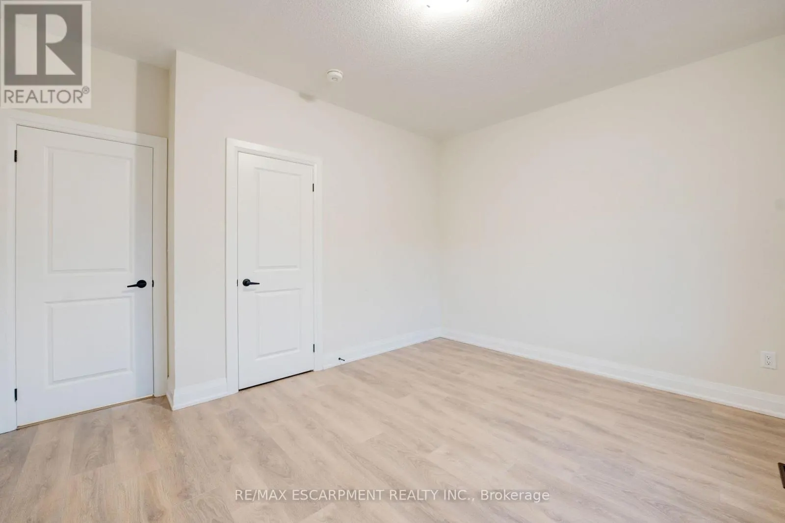 1156 SKYRIDGE BOULEVARD