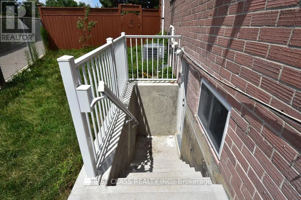 BSMT - 41 COOMER CRESCENT