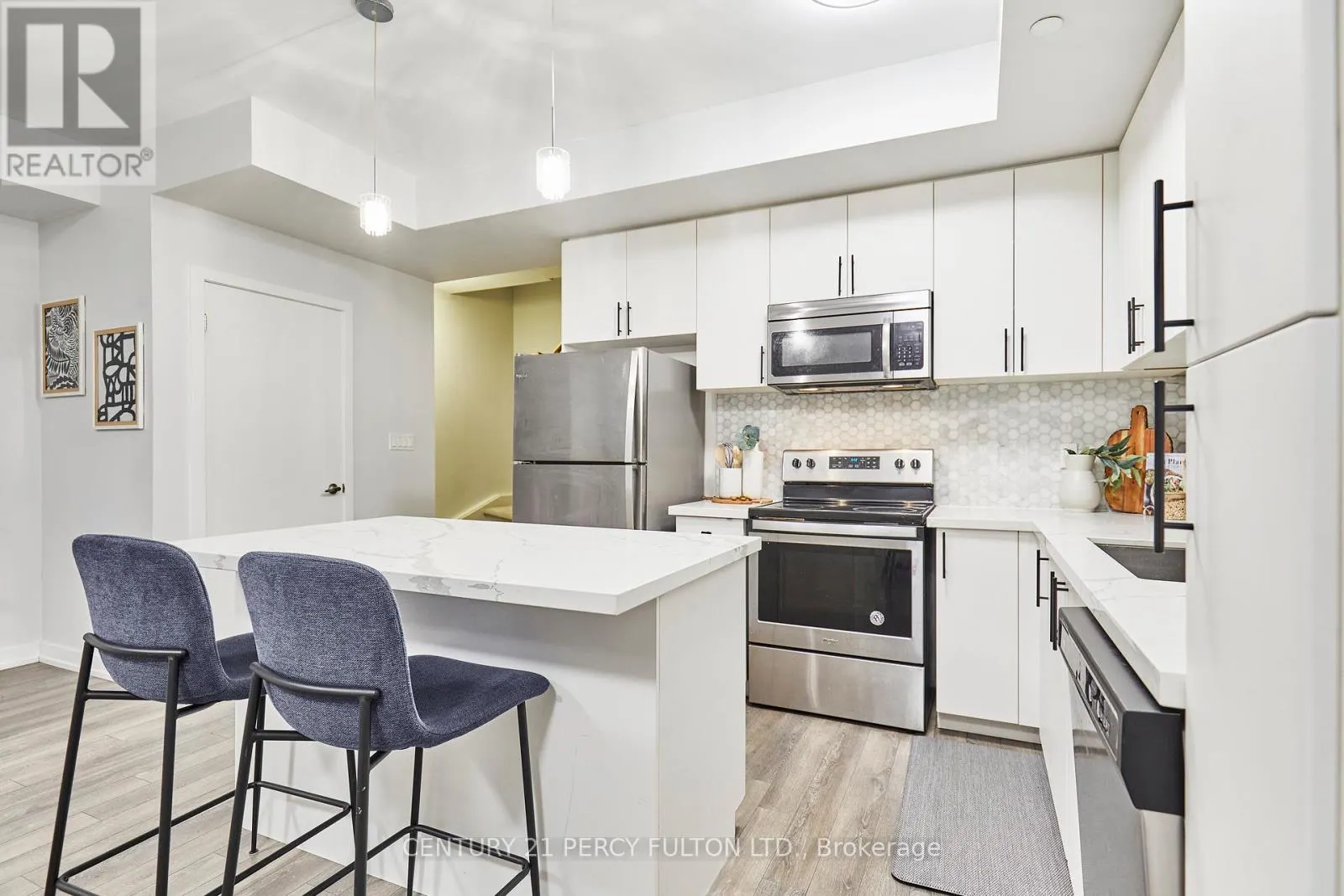 114 - 1555 KINGSTON ROAD