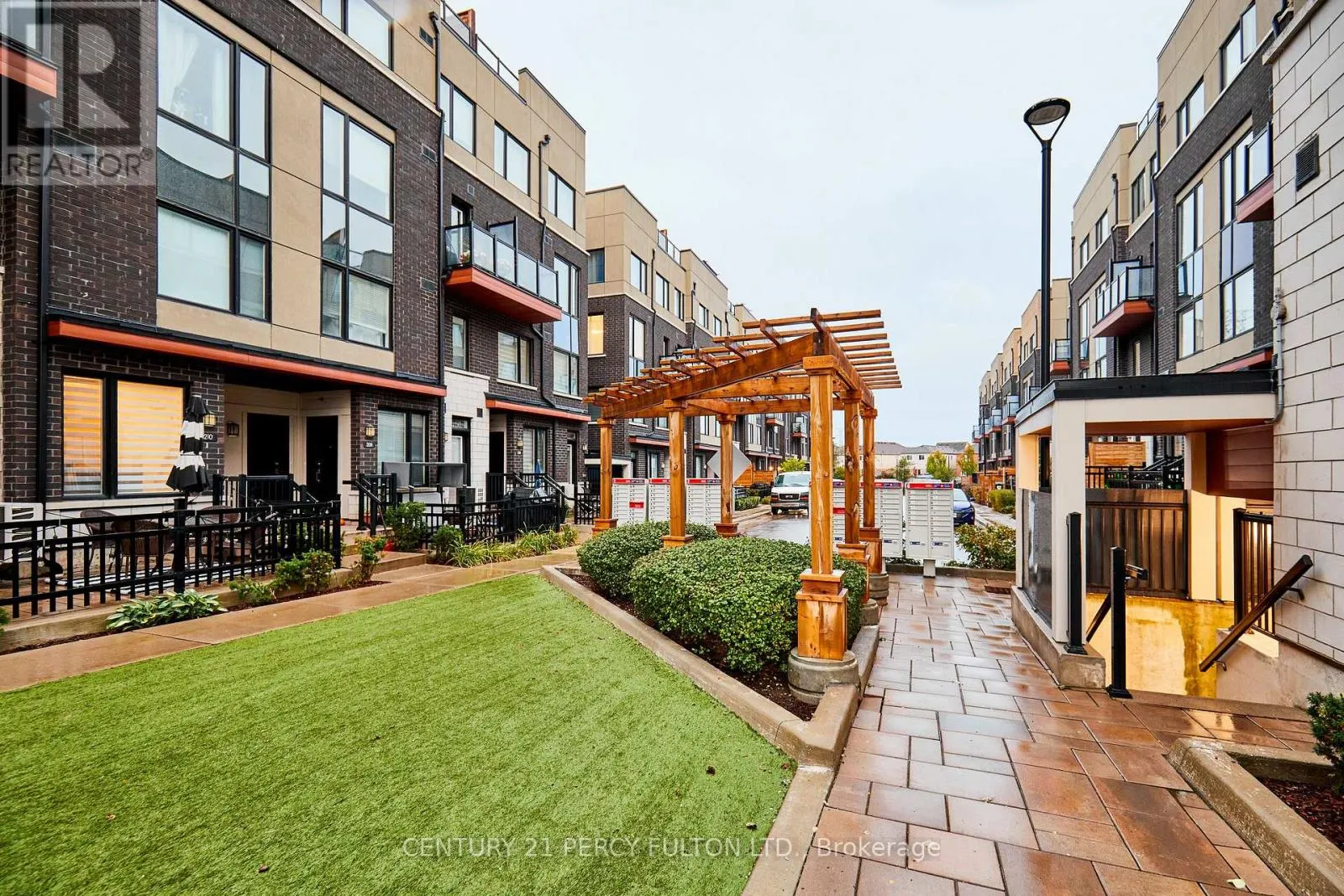 114 - 1555 KINGSTON ROAD