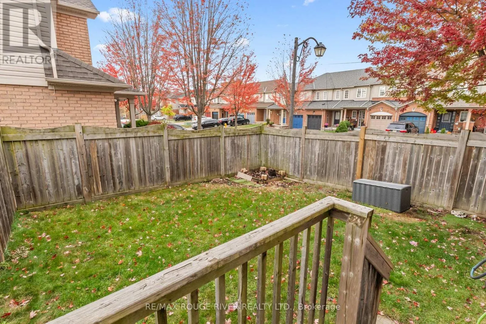 32 BEER CRESCENT