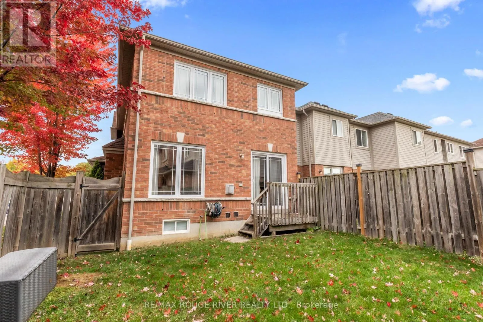 32 BEER CRESCENT