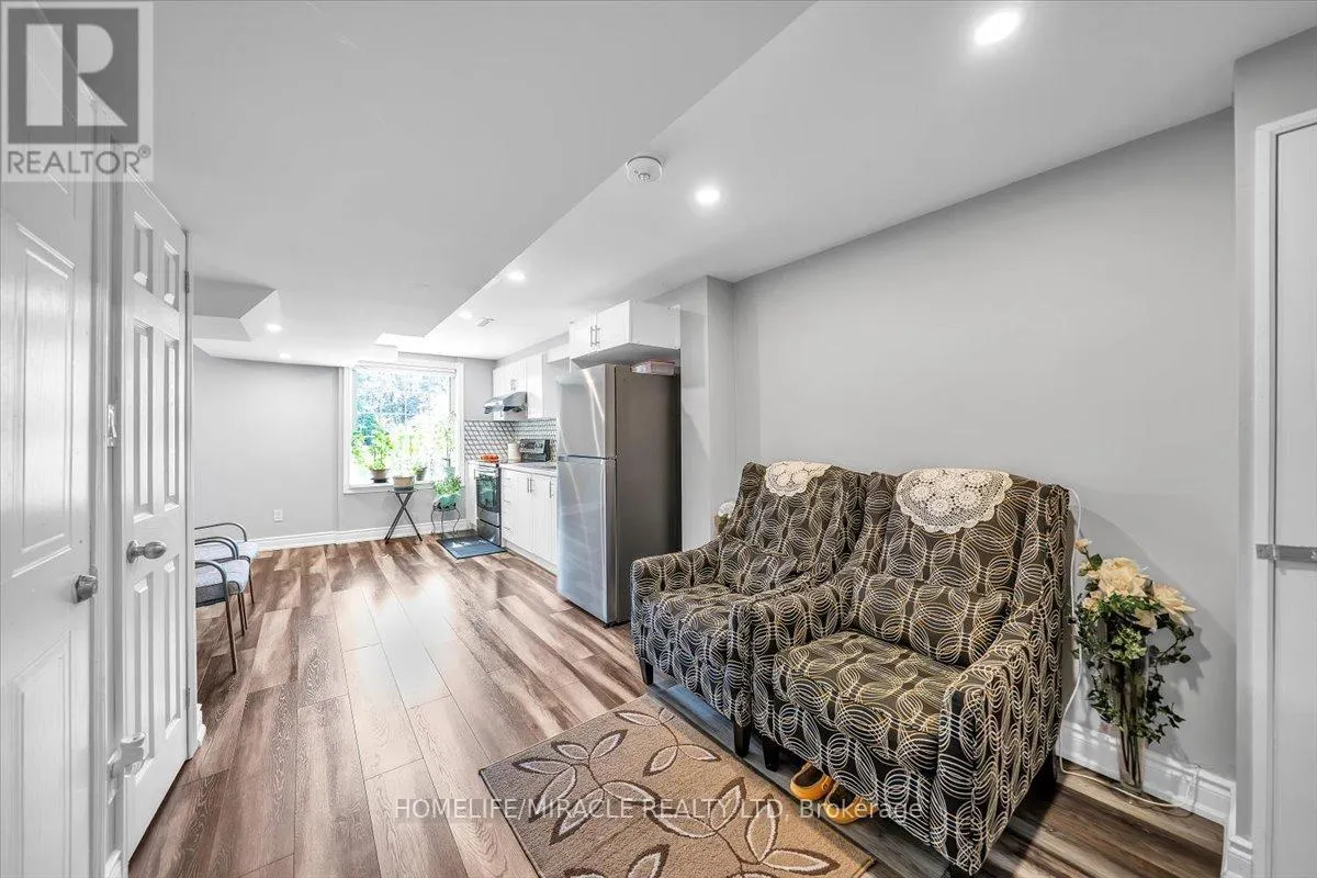 56 FAIRMEADOW PLACE