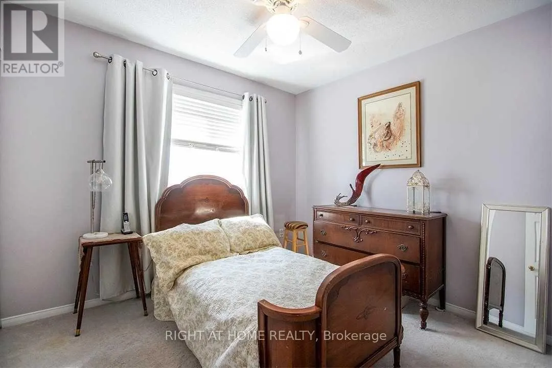 15 BEXLEY CRESCENT