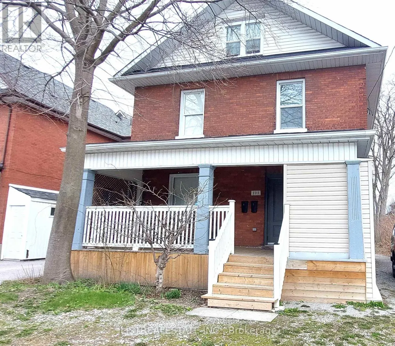 222 ATHOL STREET E
